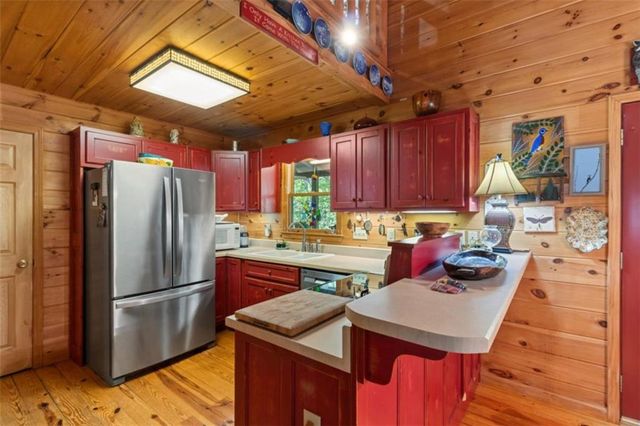 80 Stegall Mill Ridge, Ellijay, GA 30536