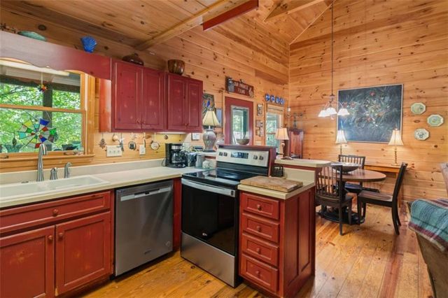 80 Stegall Mill Ridge, Ellijay, GA 30536
