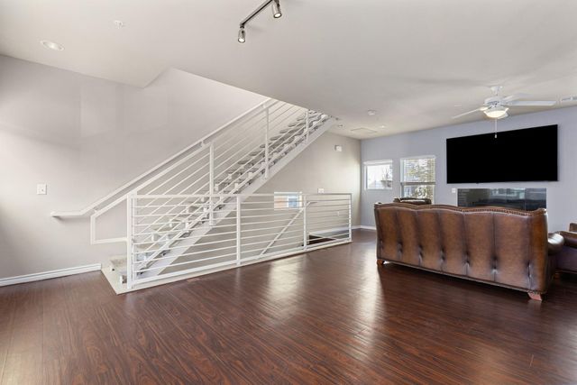 2606 Wilson ST 302, Austin, TX 78704