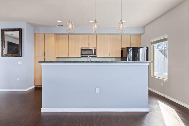 2606 Wilson ST 302, Austin, TX 78704