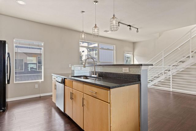 2606 Wilson ST 302, Austin, TX 78704