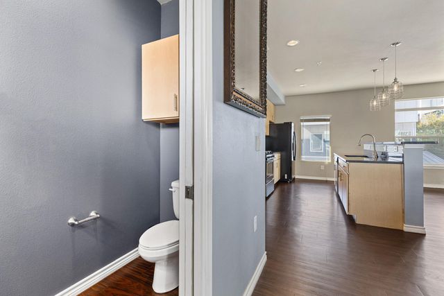 2606 Wilson ST 302, Austin, TX 78704