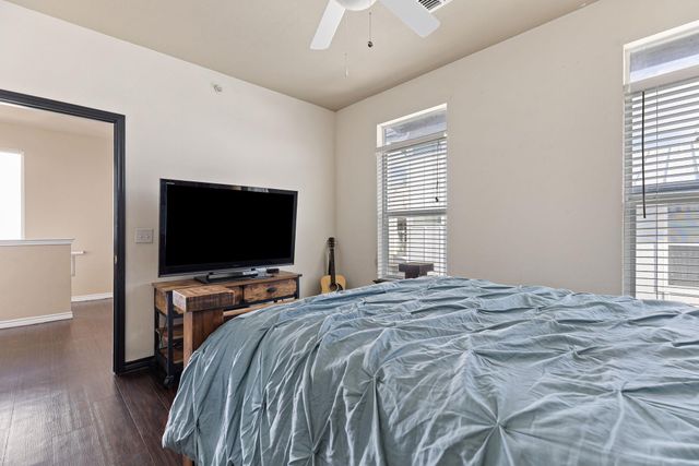 2606 Wilson ST 302, Austin, TX 78704