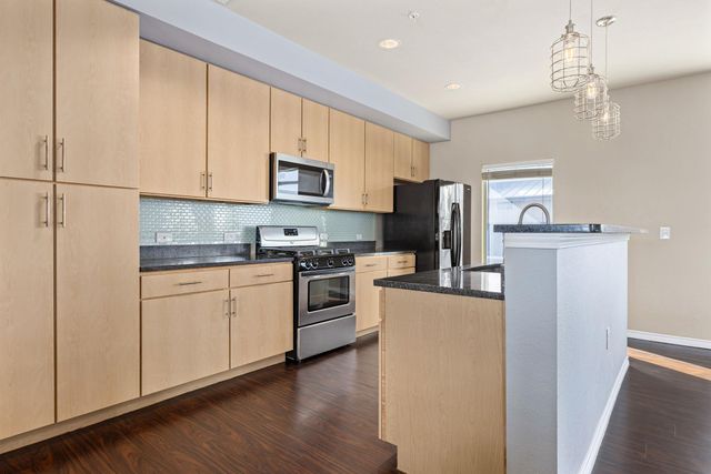 2606 Wilson ST 302, Austin, TX 78704