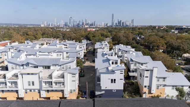 2606 Wilson ST 302, Austin, TX 78704