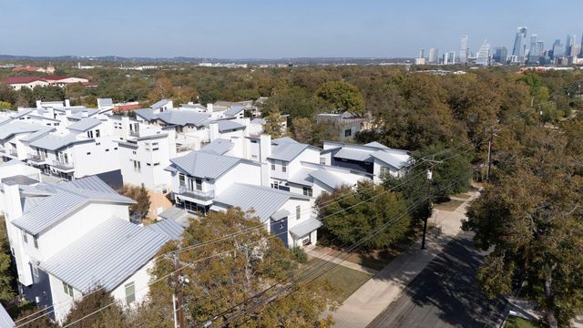 2606 Wilson ST 302, Austin, TX 78704