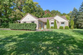 8845 Dann Drive, Brighton, MI 48114