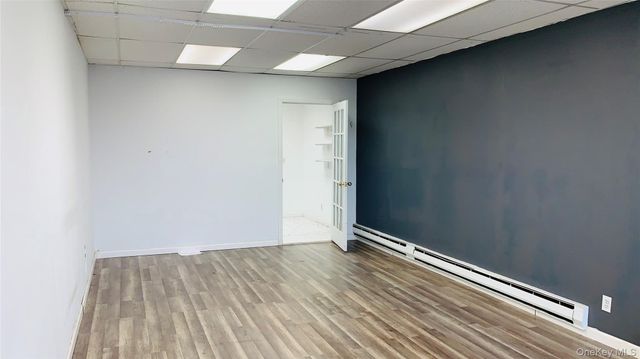 13687 Roosevelt Avenue 305, Flushing, NY 11354