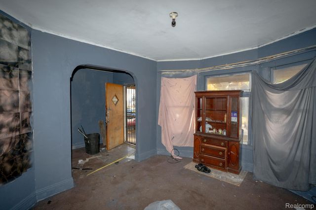 3673 Seyburn Street, Detroit, MI 48214