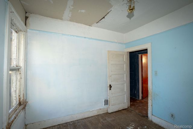 3673 Seyburn Street, Detroit, MI 48214