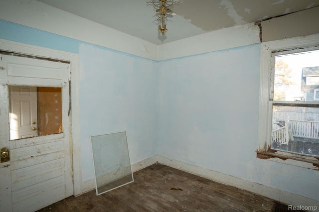 3673 Seyburn Street, Detroit, MI 48214