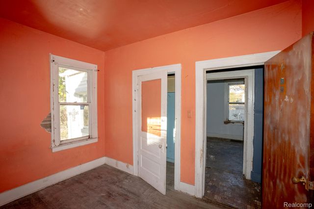 3673 Seyburn Street, Detroit, MI 48214