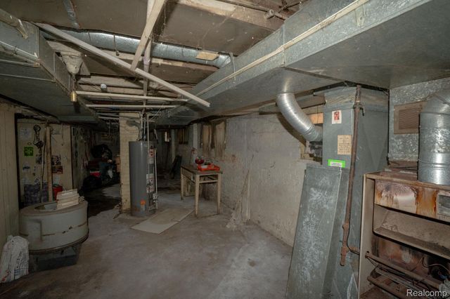 3673 Seyburn Street, Detroit, MI 48214