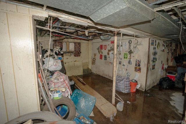 3673 Seyburn Street, Detroit, MI 48214