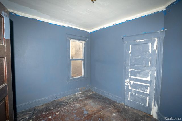 3673 Seyburn Street, Detroit, MI 48214