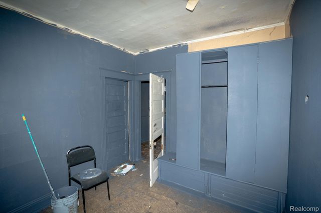 3673 Seyburn Street, Detroit, MI 48214