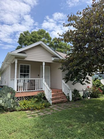 82 Elberta St, Nashville, TN 37210
