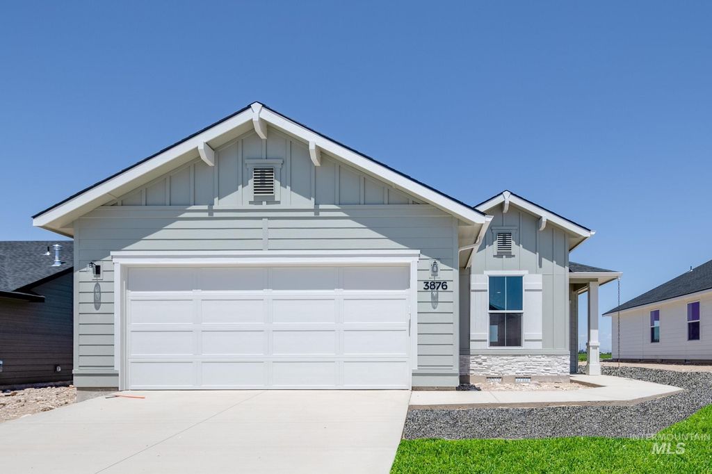 3876 W Tribute St, Meridian, ID 83642