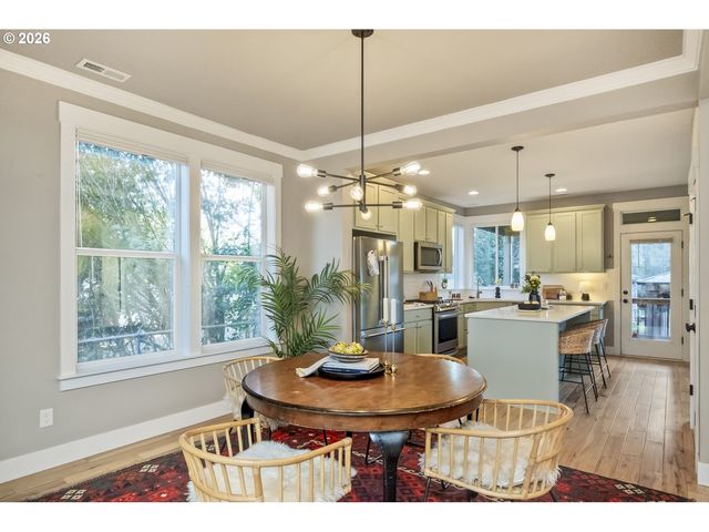 9156 N PIER PARK Pl, Portland, OR 97203