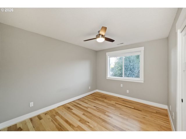 9156 N PIER PARK Pl, Portland, OR 97203