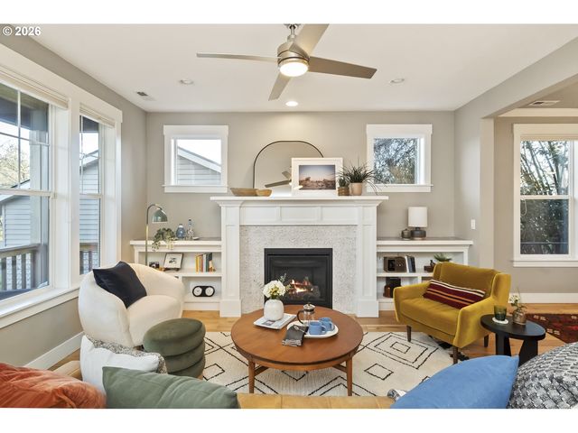 9156 N PIER PARK Pl, Portland, OR 97203