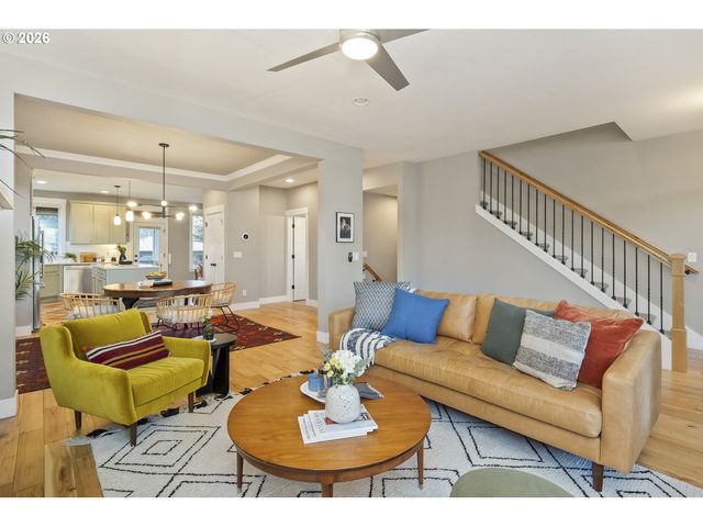 9156 N PIER PARK Pl, Portland, OR 97203