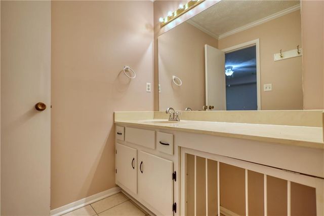 2205 Cumberland Court, Smyrna, GA 30080