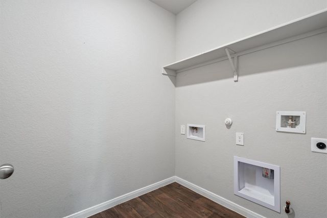 162 Solitude DR, San Marcos, TX 78666