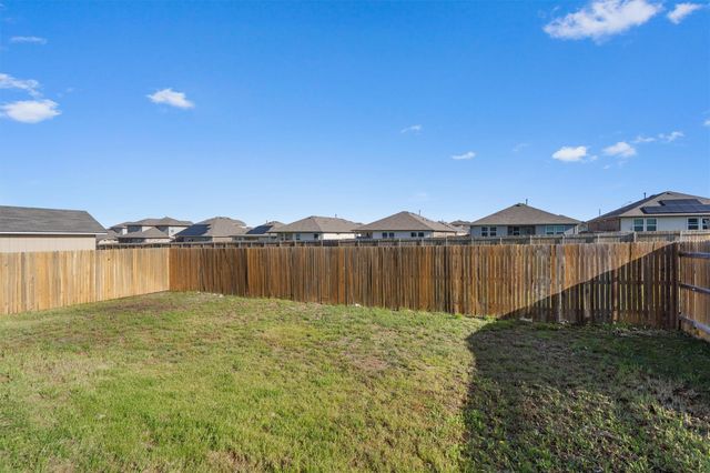 162 Solitude DR, San Marcos, TX 78666