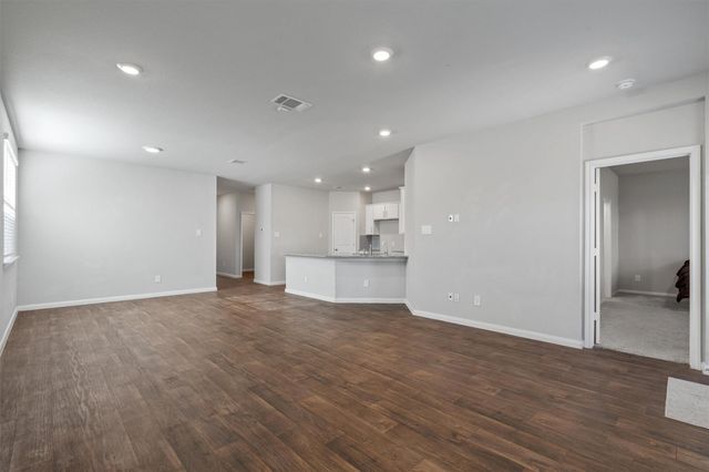 162 Solitude DR, San Marcos, TX 78666