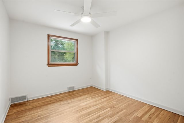 9732 Bellcrest Rd, Mccandless, PA 15237