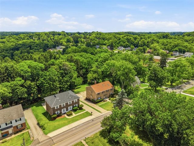 9732 Bellcrest Rd, Mccandless, PA 15237