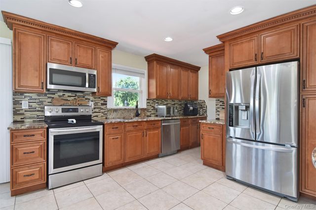 87 High View Drive, Carmel, NY 10512