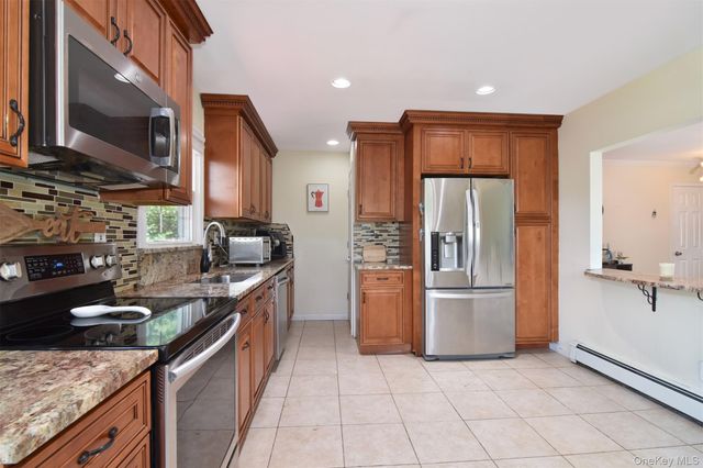 87 High View Drive, Carmel, NY 10512