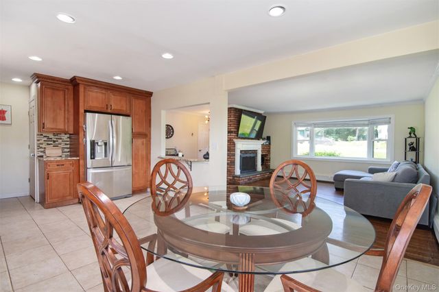 87 High View Drive, Carmel, NY 10512