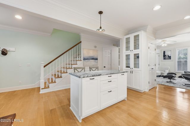 895 Ribaut Rd Apt 14, Beaufort, SC 29902