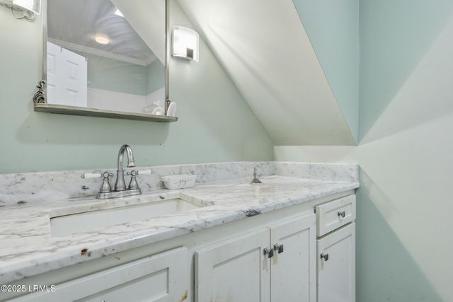 895 Ribaut Rd Apt 14, Beaufort, SC 29902