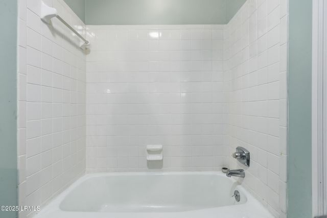 895 Ribaut Rd Apt 14, Beaufort, SC 29902