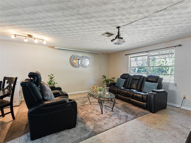 613 S WILLOW AVENUE, Avon Park, FL 33825