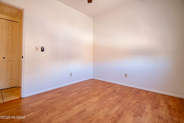 1810 E Blacklidge Dr Apt 417, Tucson, AZ 85719