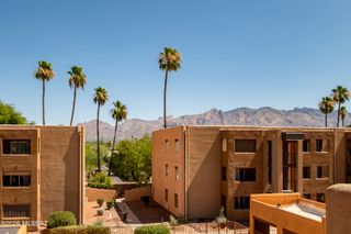 1810 E Blacklidge Dr Apt 417, Tucson, AZ 85719
