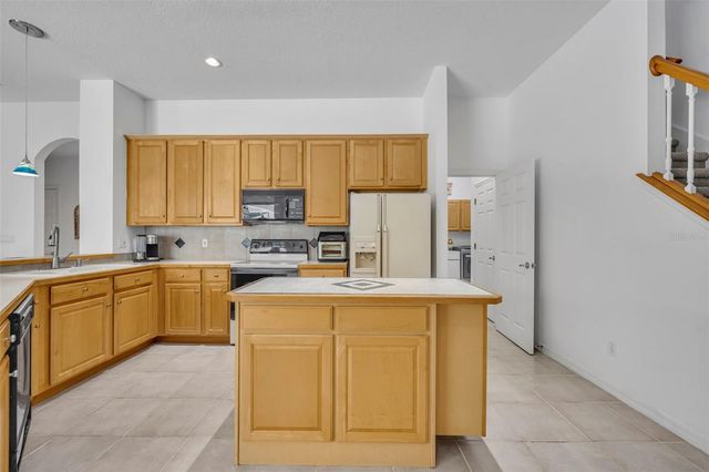 652 FIELD CLUB CIRCLE, Casselberry, FL 32707