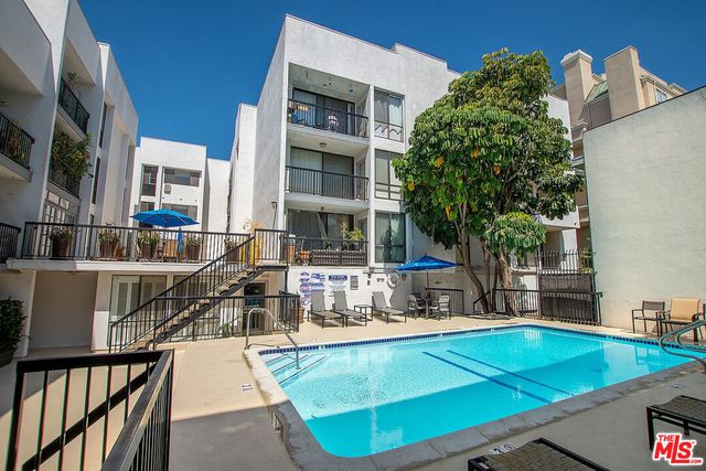906 N Doheny Drive 510, West Hollywood, CA 90069