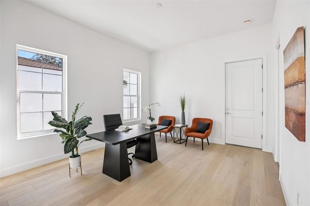 128 RICARDO WAY NE, St Petersburg, FL 33704