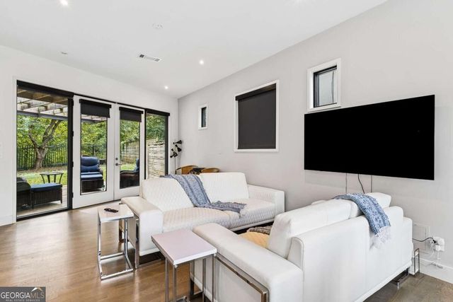 575 Highland Avenue NE, Atlanta, GA 30312