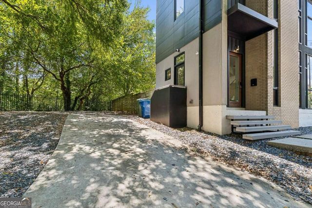 575 Highland Avenue NE, Atlanta, GA 30312