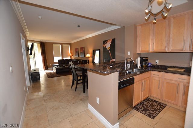 260 East Flamingo Road 213, Las Vegas, NV 89169