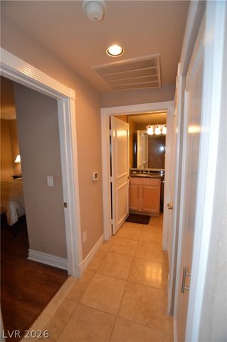 260 East Flamingo Road 213, Las Vegas, NV 89169