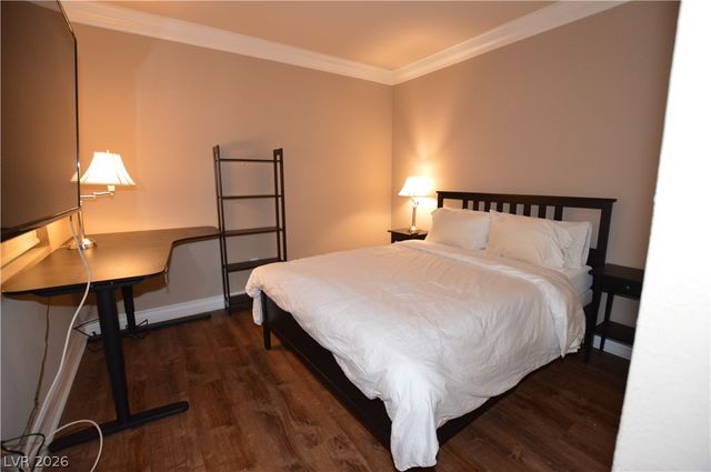 260 East Flamingo Road 213, Las Vegas, NV 89169