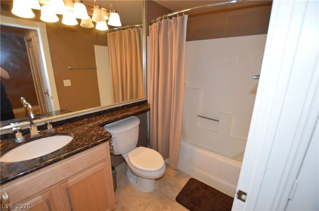 260 East Flamingo Road 213, Las Vegas, NV 89169